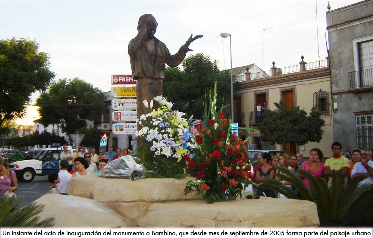 Rafael Alfaro: «No me parece bien que el Ayuntamiento vaya a cambiar el monumento de Bambino»
