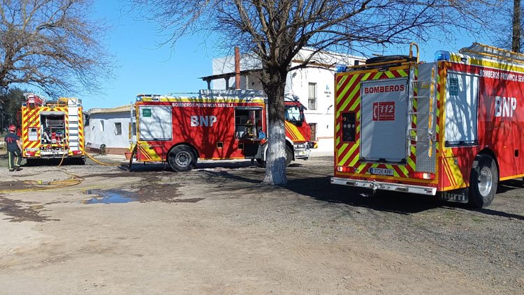 Registrado un incendio en una granja de cría de pavos en Utrera con más de 3.000 animales