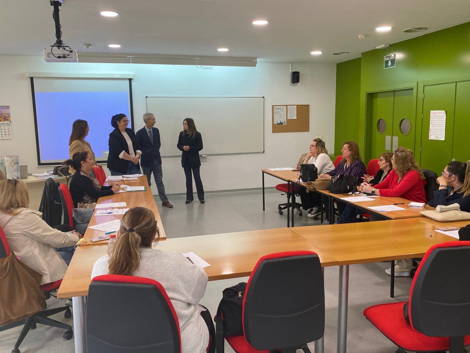 El Ayuntamiento de Utrera impulsa una nueva formación de pintura industrial para mayores de 45 años