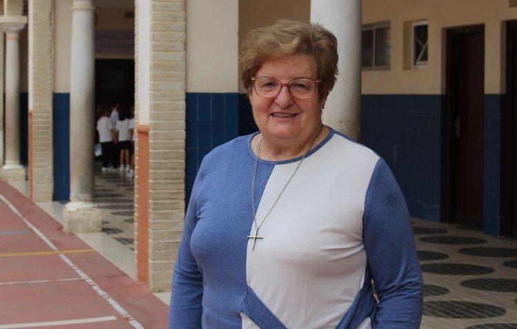 Isabel Albillos se despide de Utrera tras su etapa como superiora de la Sagrada Familia