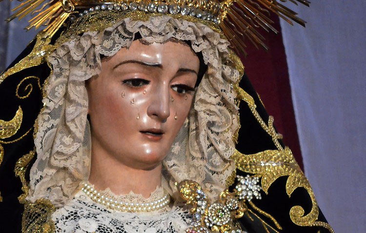 La hermandad de Jesús Nazareno celebra los cultos anuales en honor a la Virgen de las Angustias