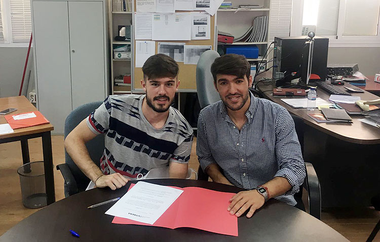 El C.D. Utrera mantiene a Joaquín Holgado en la portería