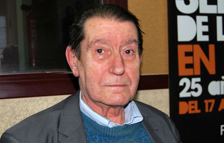 Fallece el conocido profesor utrerano Joaquín Rivas