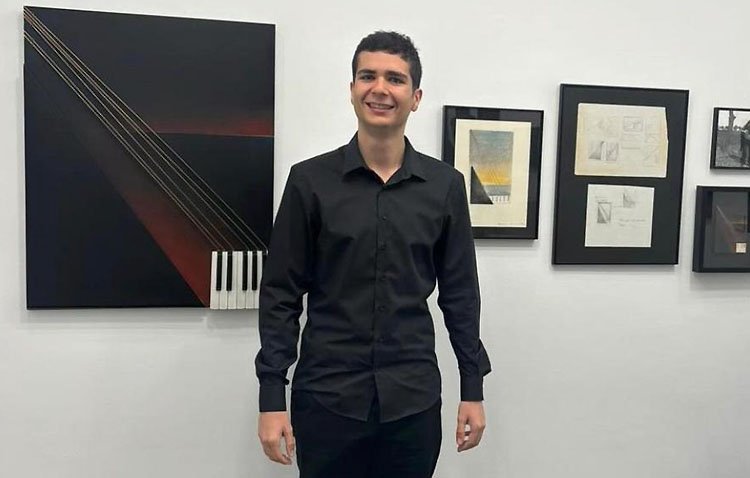 El joven utrerano José Antonio Lobo pone la banda sonora a una importante exposición en Córdoba