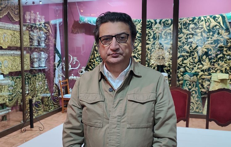 José Jiménez Loreto, nuevo hermano mayor de la hermandad de los Gitanos con el 51% de los votos