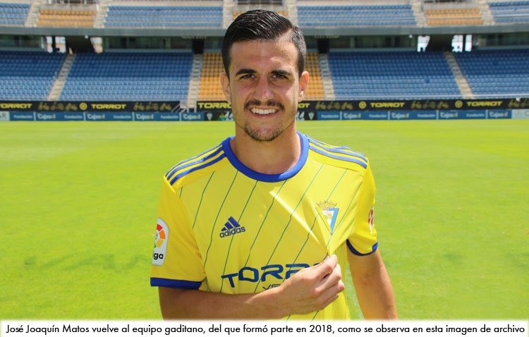 El futbolista utrerano Matos retorna a la plantilla del Cádiz C.F.