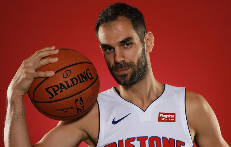 José Manuel Calderón pone el broche de oro al ciclo de clases magistrales organizado por el Club Baloncesto Utrera