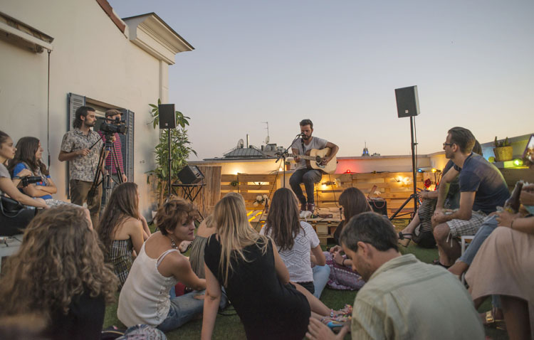 Juan Jesús Gómez, un utrerano que organiza un concierto en tu casa