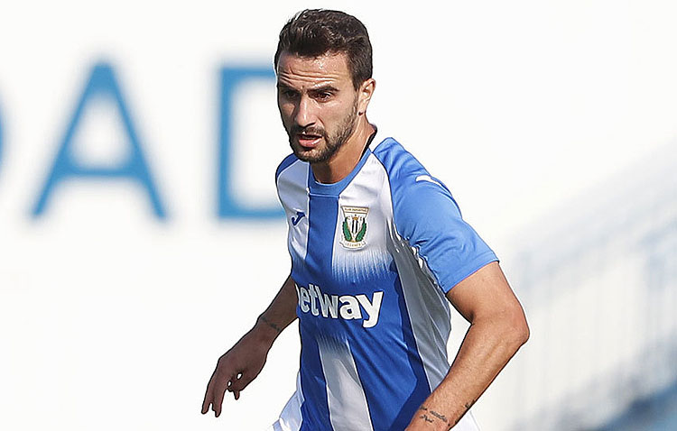 El futbolista utrerano Juan Muñoz regresa al Almería