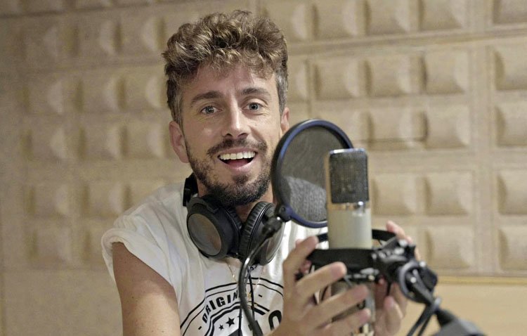COPE Sevilla propone un encuentro «íntimo y musical» con el artista utrerano Juanlu Montoya