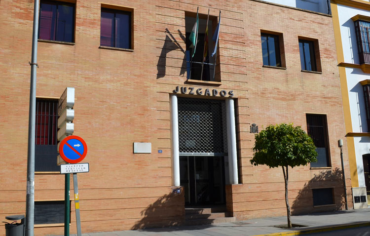 A juicio tras acusar a su cuñada de morderle y tirarle del pelo en una discusión