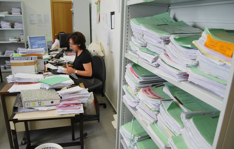El delegado provincial de Justicia afirma que el ministerio es «poco receptivo» ante la petición del quinto juzgado en Utrera