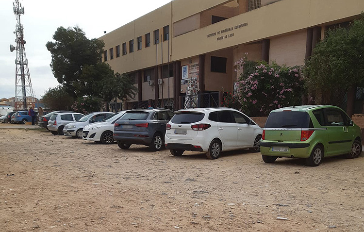 Juntos por Utrera reclama al gobierno local mejoras en las inmediaciones y la zona externa del instituto Ponce de León