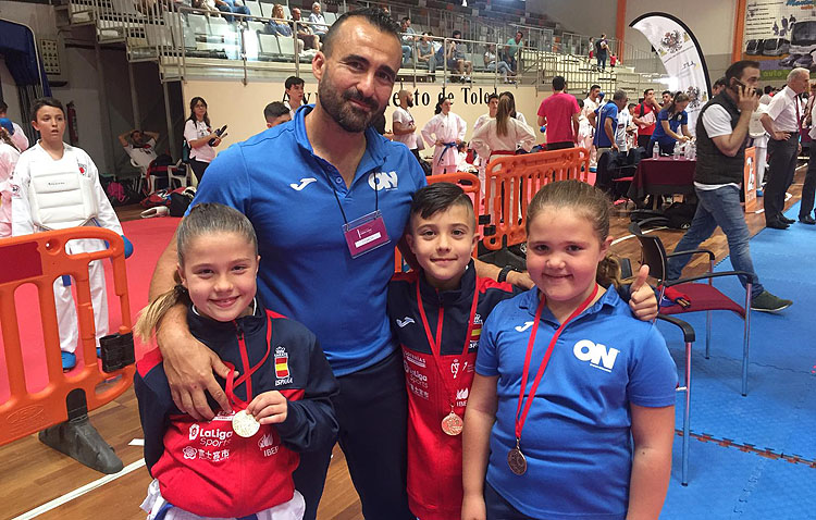 El Club Karateka «ON Sport&Wellness» pone el broche de oro a una gran temporada