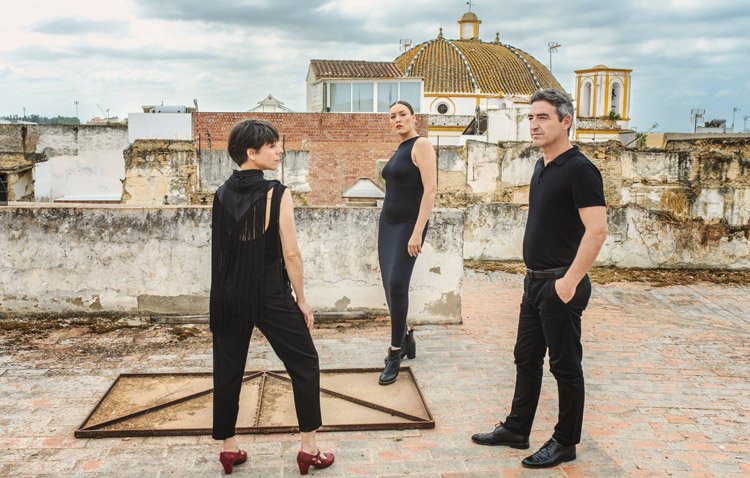 El arte de Utrera recorre el planeta de la mano de la cantante y guitarrista María Marín