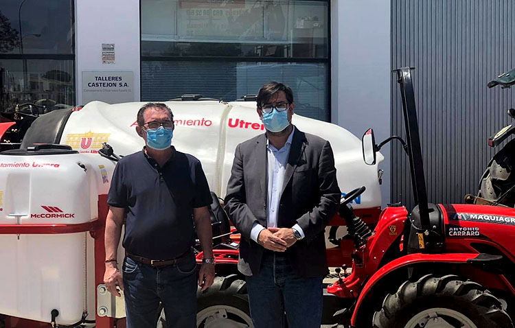 El Ayuntamiento de Utrera incorpora dos atomizadores para seguir desinfectando las calles y mejorar la limpieza