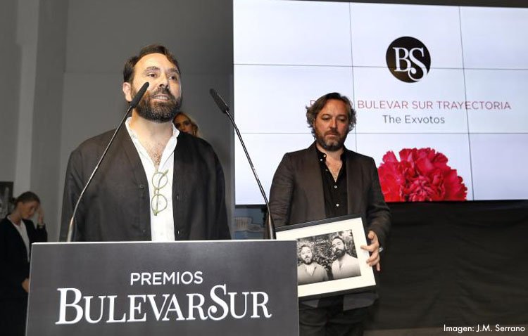 El utrerano Luciano Galán recibe un reconocimiento tras más de dos décadas de trayectoria en un original proyecto artesanal