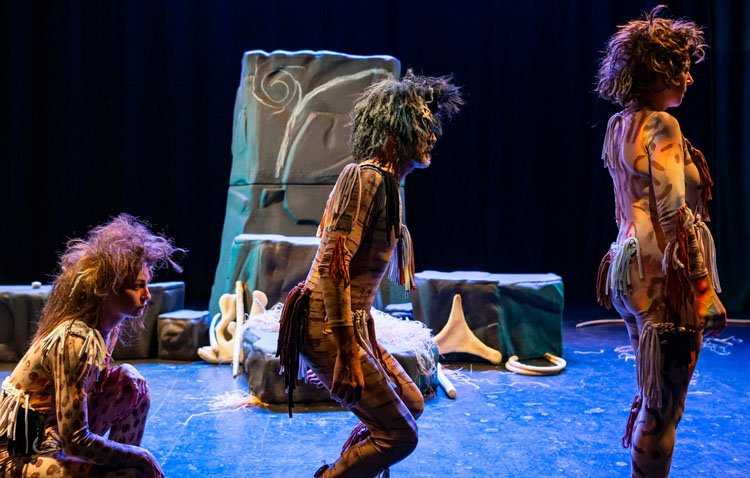Una nueva obra de teatro familiar llega a Utrera con ‘Mamut’