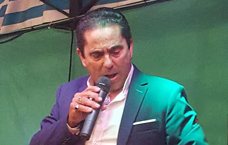 El artista utrerano Manuel Amaya rechaza participar en el acto dedicado a Bambino en el que había sido anunciado