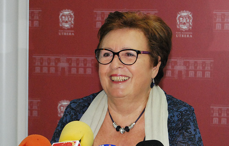 Casi un cuarto de siglo de la vida de María Dolores Pascual como concejal del Ayuntamiento de Utrera