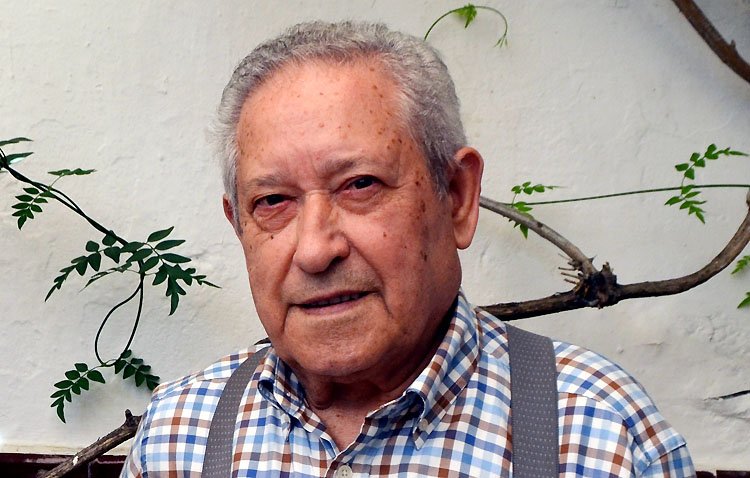Fallece el utrerano Mariano Pérez, quien durante décadas estuvo al frente del conocido bar ‘El túnel’