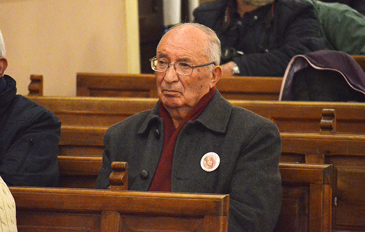 El abuelo de Marta del Castillo, en el pleno de Utrera para apoyar la prisión permanente revisable que rechazan PSOE e IU