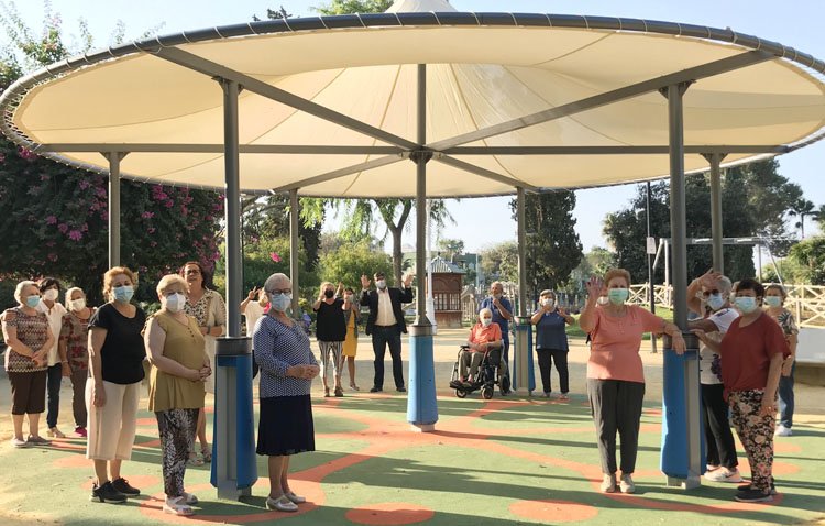 Un ciclo de talleres cognitivos y de gimnasia llenarán de actividad el verano de las personas mayores en Utrera