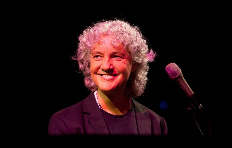 Mayte Martín aplaza su concierto de Utrera por motivos médicos