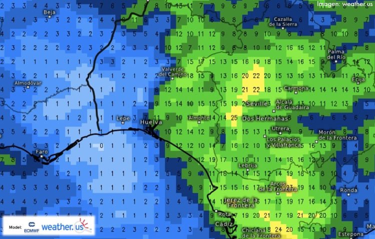 Las miradas vuelven a estar pendientes del cielo en Utrera en un Martes Santo de incertidumbre