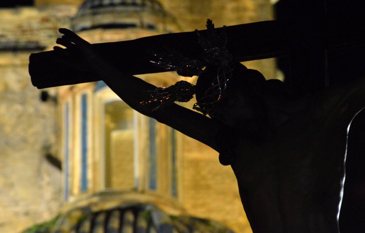 Un pregón audiovisual sobre la Semana Santa de Utrera impulsado por la hermandad de los Milagros