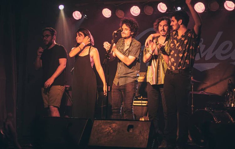 ‘Tu cuerpo menos el mío’, la nueva canción del grupo utrerano Morleys