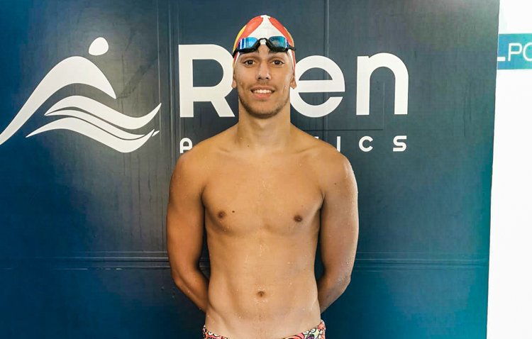 El nadador utrerano Guillermo Rivera, en el campeonato de España absoluto de verano en Sabadell