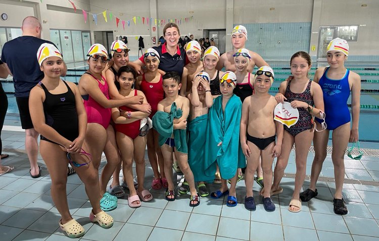Los jóvenes nadadores utreranos firman una gran actuación en la final del circuito de Umbrete