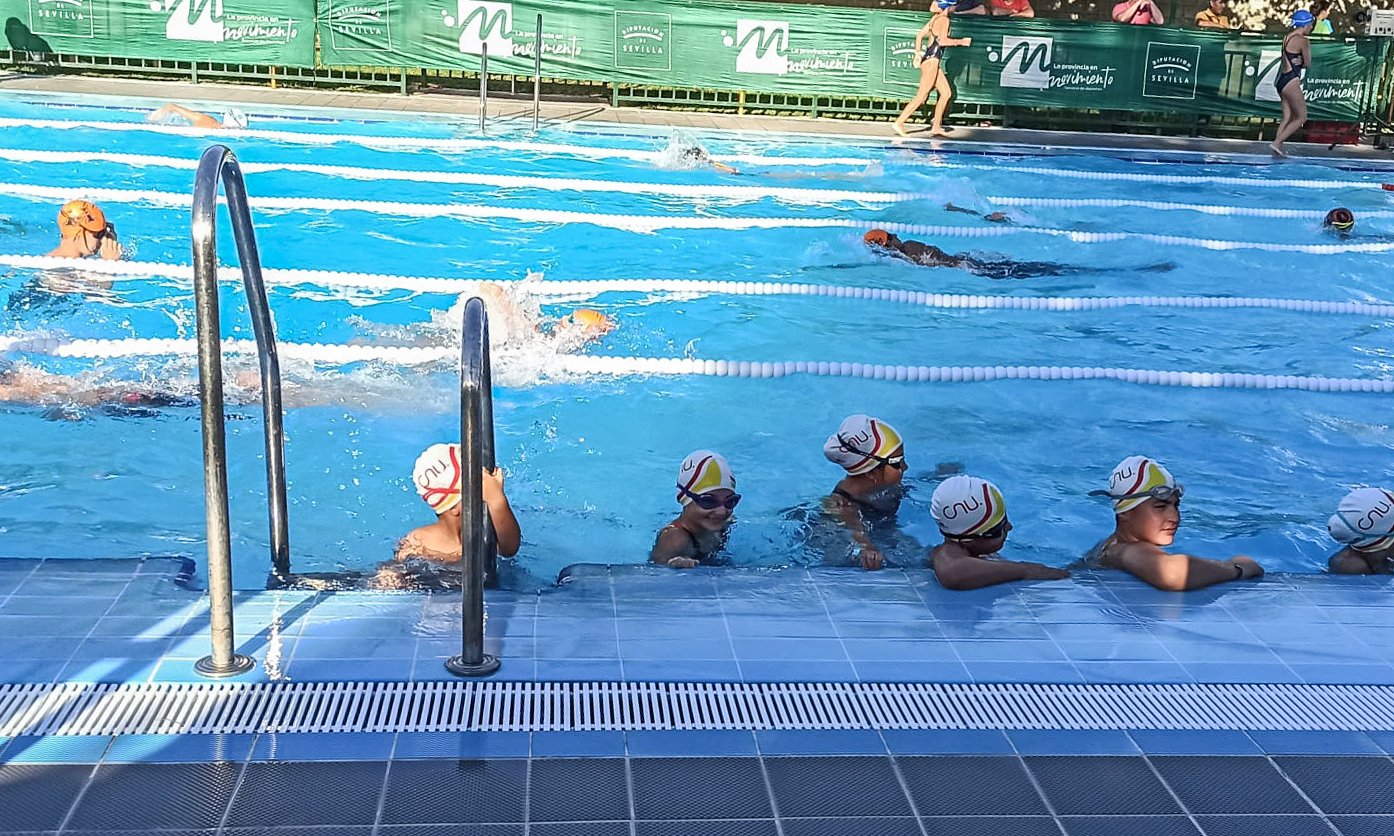 Éxito total de la natación utrerana en la final del Circuito Provincial de la Diputación de Sevilla