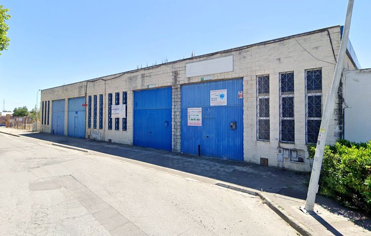 Más de siete años y medio con el vivero de empresas del CADE cerrado a cal y canto en Utrera