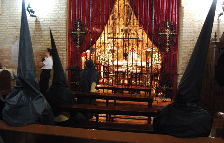 El Redentor Cautivo celebrará el cincuentenario de la fusión de la hermandad sacramental y la de penitencia