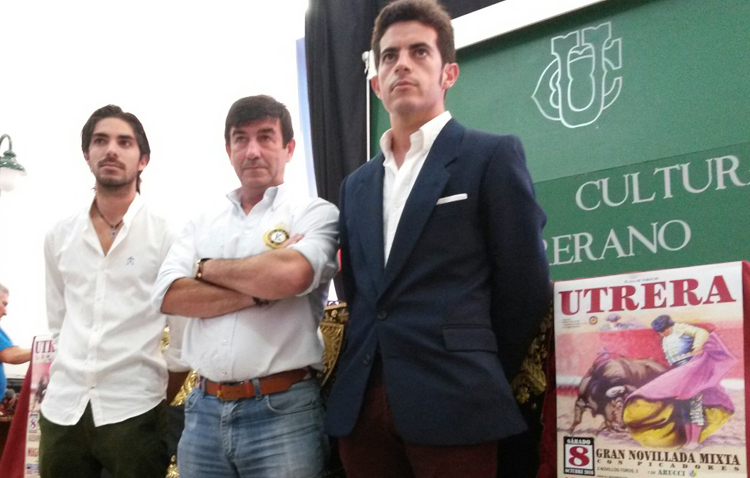 Miguel Falcón cierra la temporada en Utrera con cuatro novillos