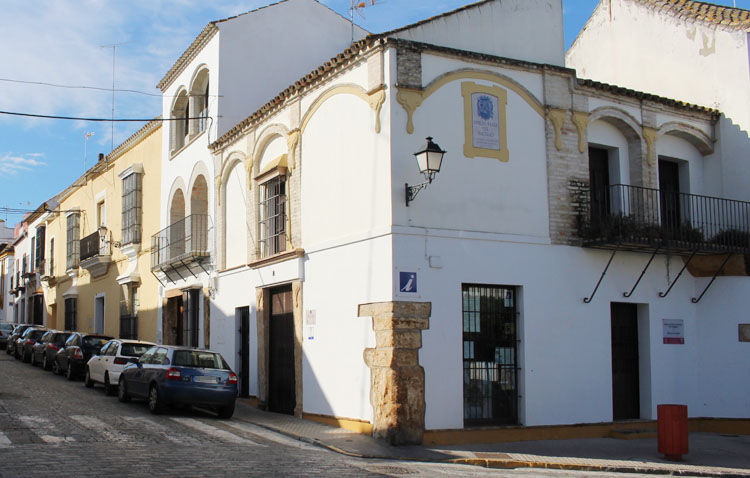 Juntos por Utrera afirma que la comisión de patrimonio ha rechazado el proyecto del albergue de peregrinos en la oficina de Turismo