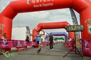 El utrerano Víctor Orihuela se proclama campeón del circuito de trail sevillano ‘Top Runners’