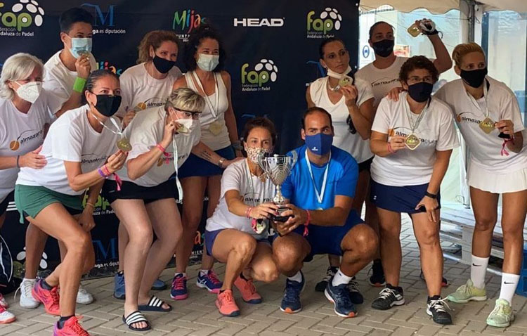 El equipo de féminas de pádel de Almazara Club asciende a Segunda División