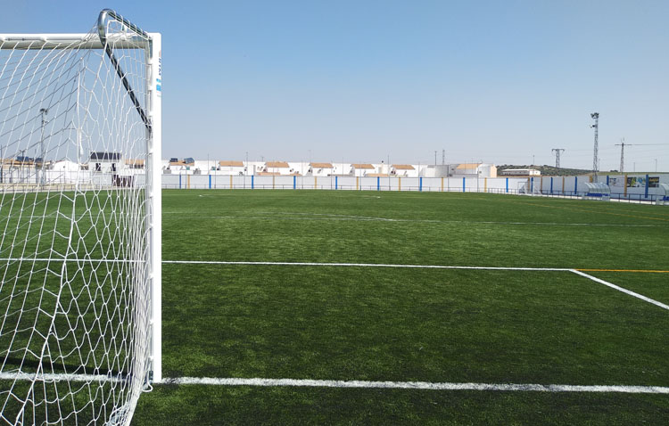 El Palmar de Troya inaugura su nuevo campo de fútbol