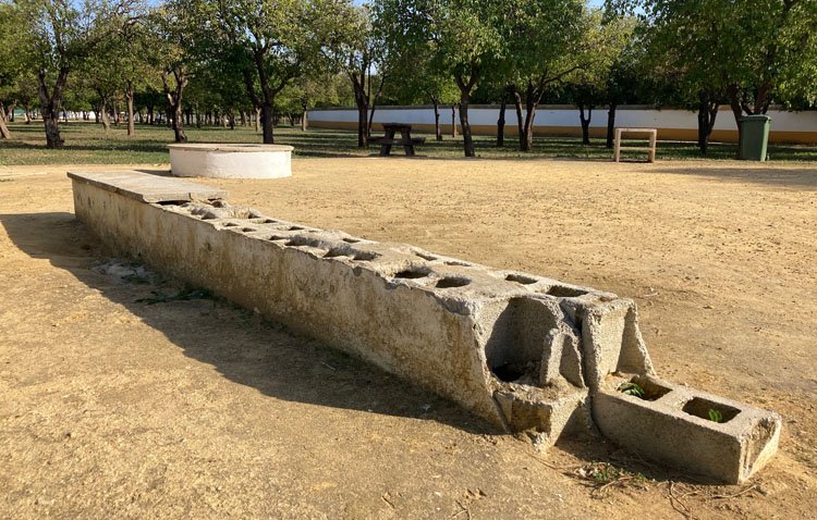 El Ayuntamiento de Utrera pone en marcha un plan integral de actuación en el parque del V Centenario