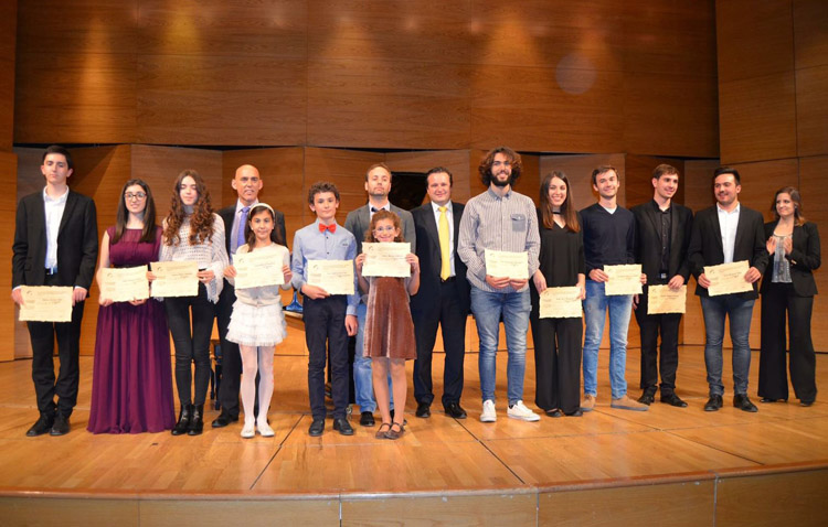 El joven utrerano Pepe Fernández, segundo premio en el concurso internacional de piano de Sevilla