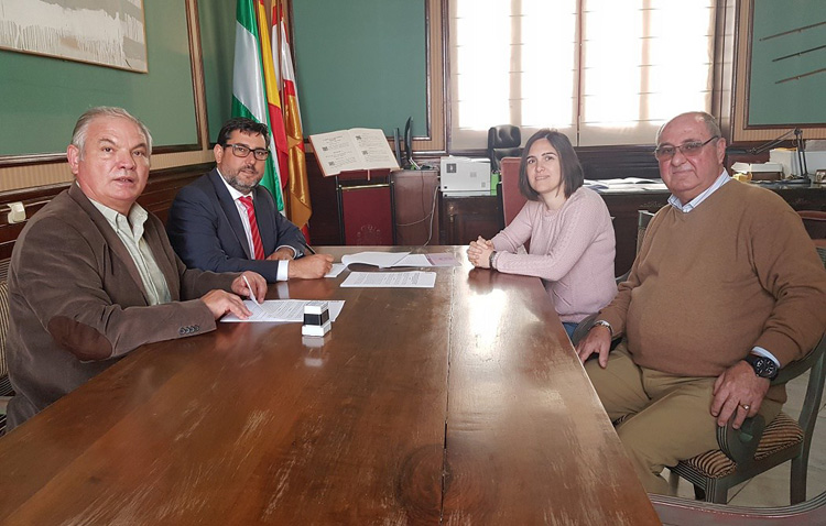 Un convenio para fomentar las actividades destinadas a las personas mayores