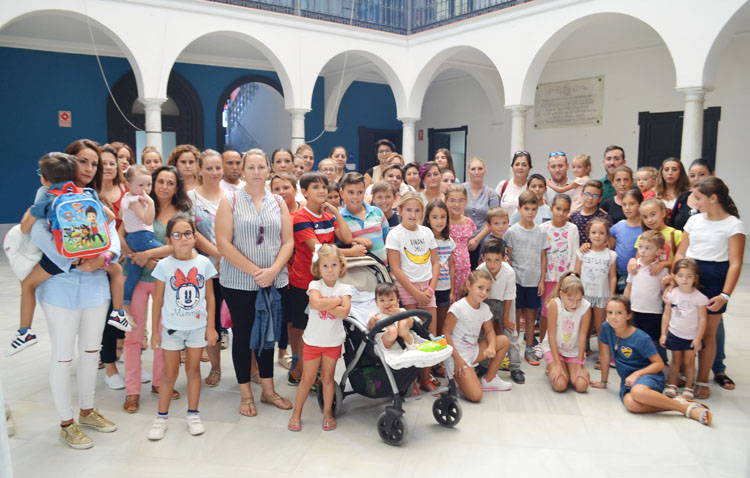 La Junta elimina un profesor del colegio de Pinzón y obliga a los niños de Primaria a repartirse sólo entre dos aulas