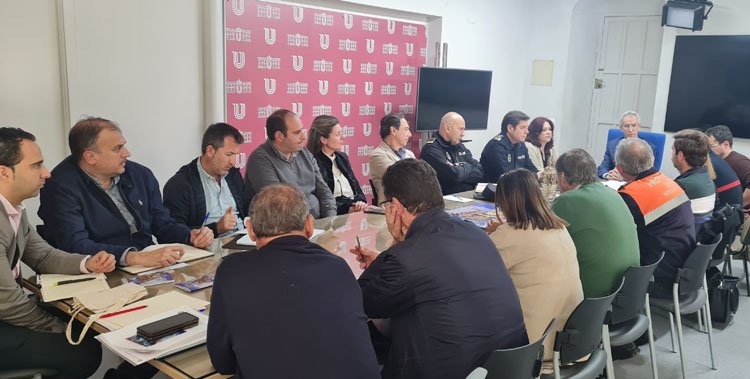300 personas y medio de centenar de vehículos velarán por la seguridad en Utrera durante la Semana Santa