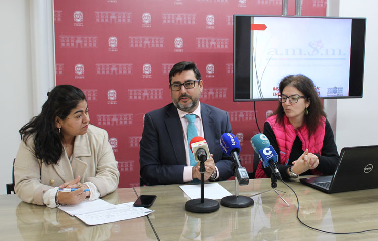 Una veintena de utreranos se beneficiarán del plan de empleo municipal gestionado por «Mujeres de Santiago»