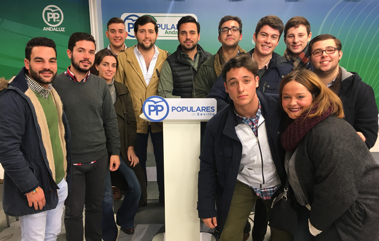 El PP alerta de que las ayudas para estudiantes «prometidas por Villalobos se volverán a perder si no se ejecutan»