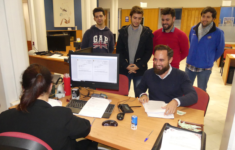 El PP de Utrera presenta un proyecto de reglamento para el centro de estudios de Olivareros
