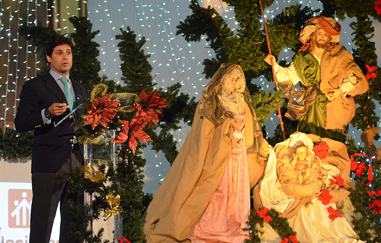 Capotazo de Fran Rivera a la Navidad en un pregón con un mensaje de «sacrificio» y «constancia» en Utrera (IMÁGENES Y AUDIO)